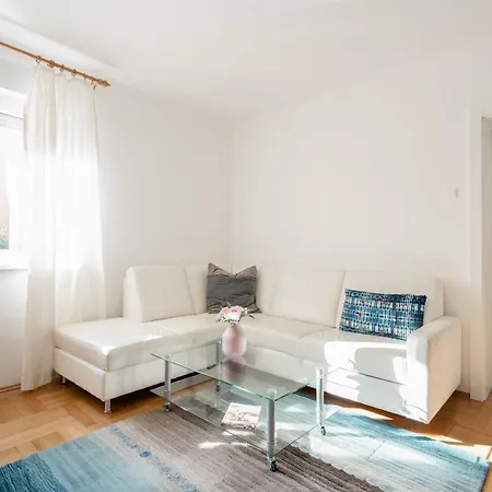 Appartement Kohlweg - Free Parking, Garden And Air Conditioning